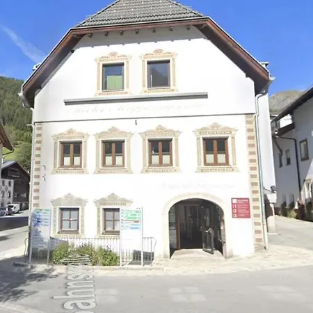 Schlick - Im Zentrum Von